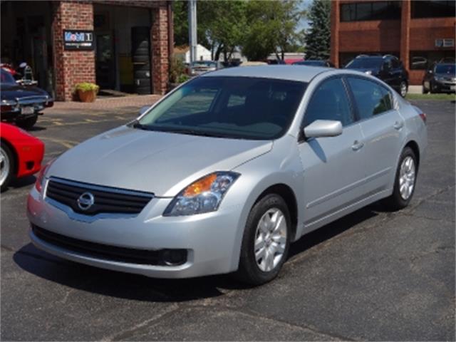 2009 Nissan Altima (CC-930827) for sale in Brookfield, Wisconsin