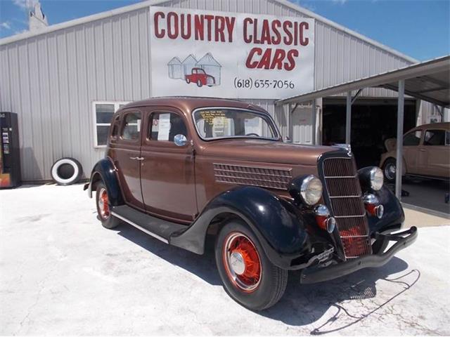 1935 Ford 4-Dr Sedan (CC-938799) for sale in Staunton, Illinois