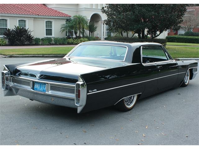 Cadillac coupe deville 1965