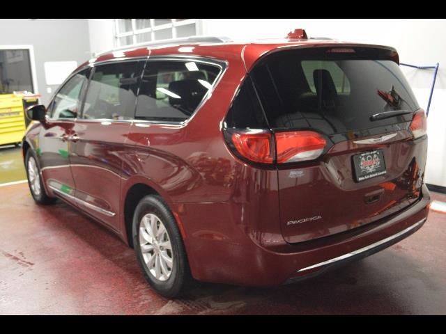 2017 Chrysler PacificaTouring-L (CC-939932) for sale in Bismarck, North Dakota