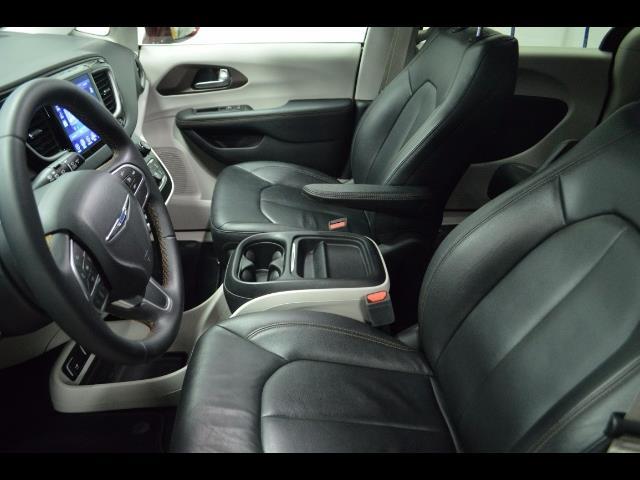 2017 Chrysler PacificaTouring-L (CC-939932) for sale in Bismarck, North Dakota