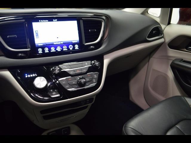 2017 Chrysler PacificaTouring-L (CC-939932) for sale in Bismarck, North Dakota
