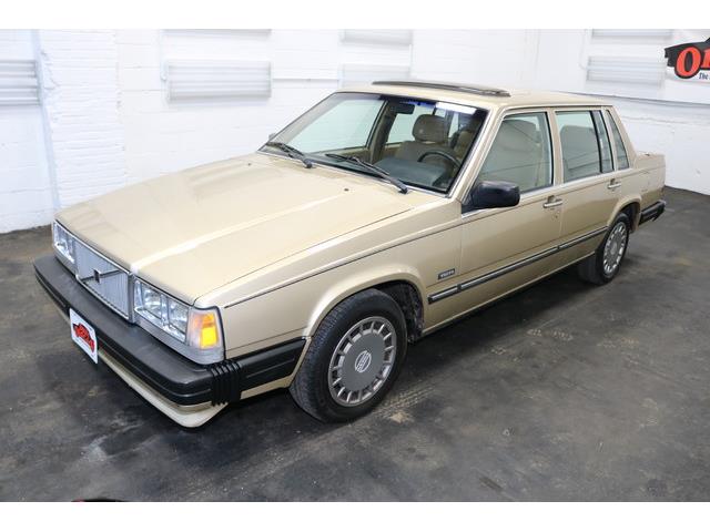 1989 Volvo 740 (CC-943964) for sale in Derry, New Hampshire