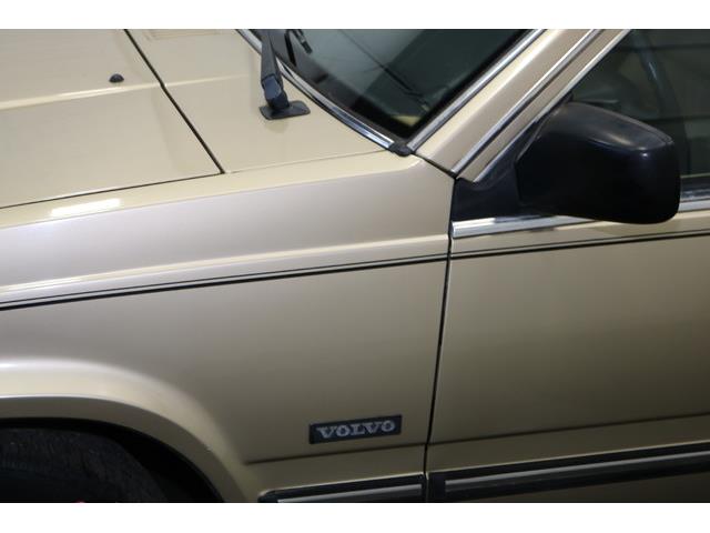 1989 Volvo 740 (CC-943964) for sale in Derry, New Hampshire