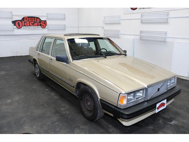 1989 Volvo 740 (CC-943964) for sale in Derry, New Hampshire