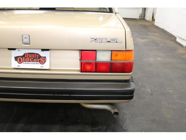 1989 Volvo 740 (CC-943964) for sale in Derry, New Hampshire