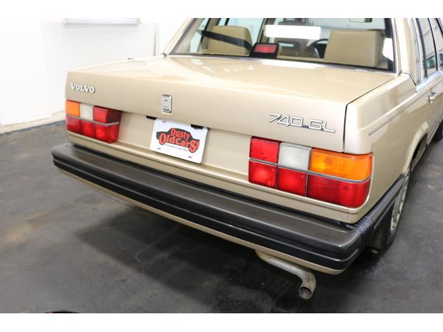 1989 Volvo 740 (CC-943964) for sale in Derry, New Hampshire