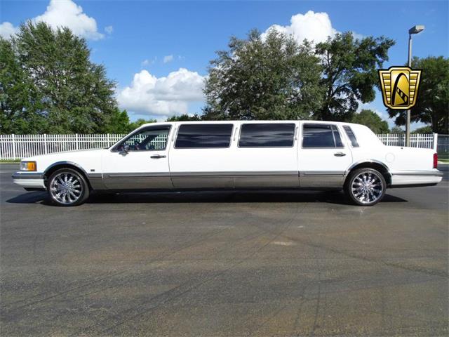 1990 Lincoln Town Car (CC-951002) for sale in Lake Mary, Florida