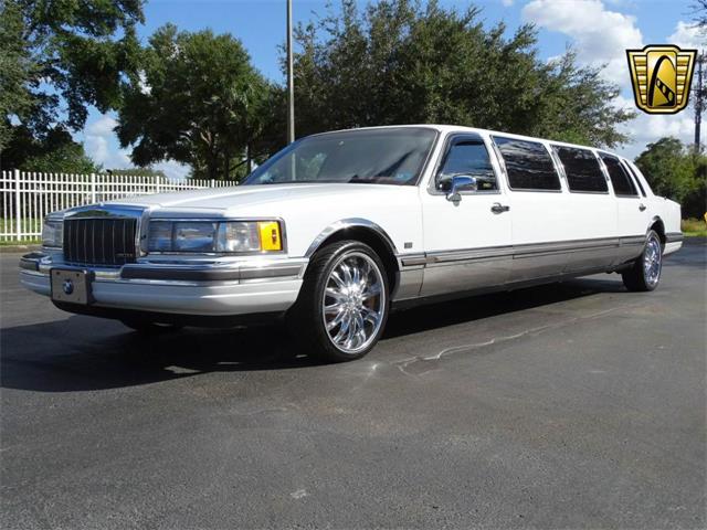 1990 Lincoln Town Car (CC-951002) for sale in Lake Mary, Florida