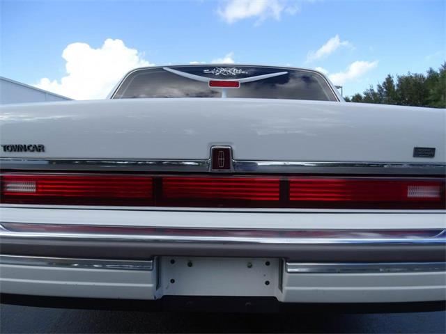 1990 Lincoln Town Car (CC-951002) for sale in Lake Mary, Florida