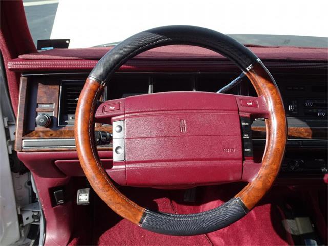 1990 Lincoln Town Car (CC-951002) for sale in Lake Mary, Florida