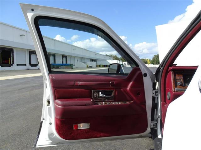 1990 Lincoln Town Car (CC-951002) for sale in Lake Mary, Florida
