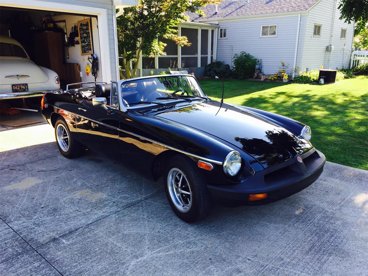 1977 MG MGB For Sale | ClassicCars.com | CC-952831