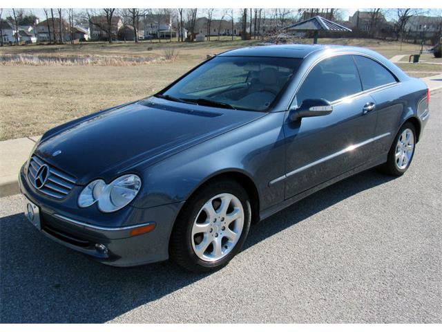 2004 Mercedes Benz CLK320 (CC-953383) for sale in Oklahoma City, Oklahoma