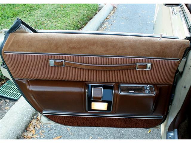 1977 Chrysler New Yorker (CC-954838) for sale in lakeland, Florida