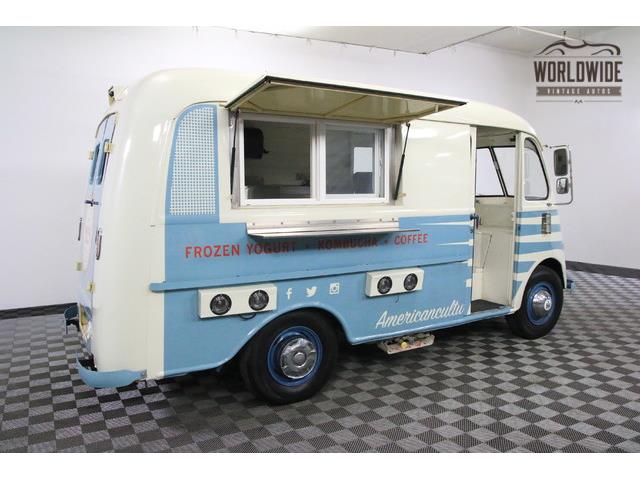 1948 International Metro (CC-955506) for sale in Denver , Colorado