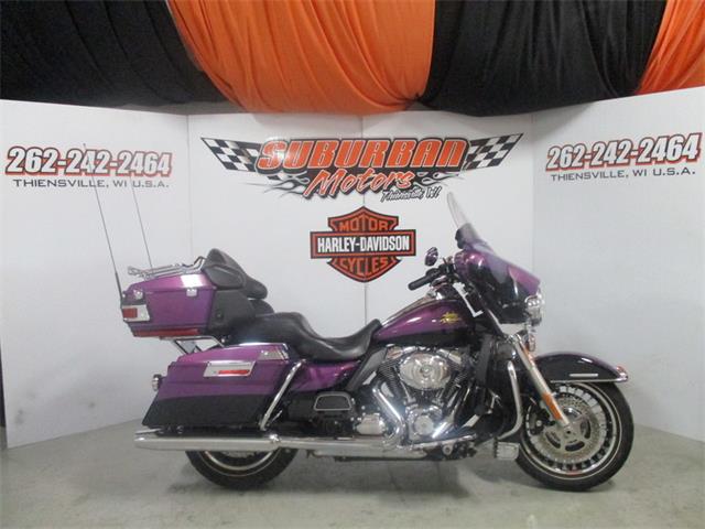 2011 Harley-Davidson® FLHTK - Electra Glide® Ultra Limited (CC-955938) for sale in Thiensville, Wisconsin
