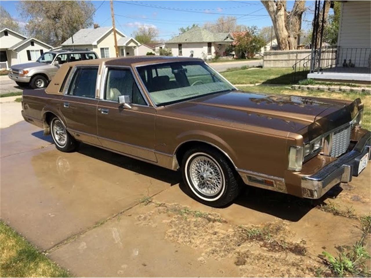 1985 Lincoln Continental for Sale CC950635