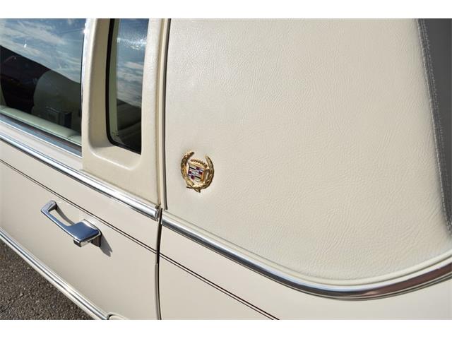 1992 Cadillac Brougham d'Elegance (CC-956893) for sale in Zephyrhills, Florida