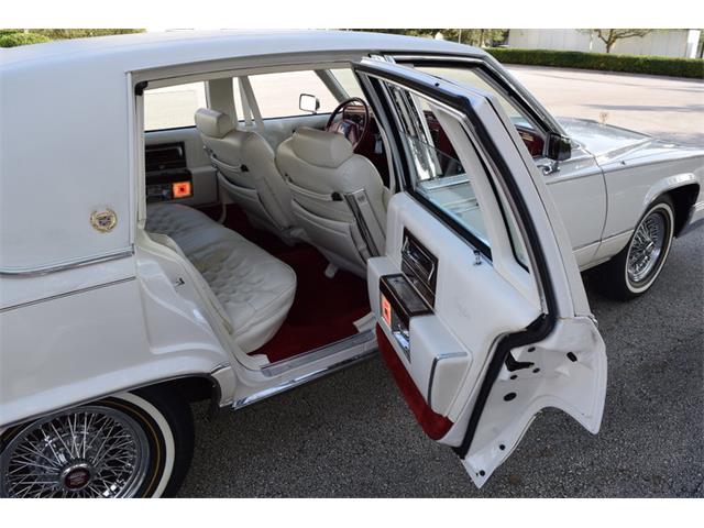 1992 Cadillac Brougham d'Elegance (CC-956893) for sale in Zephyrhills, Florida