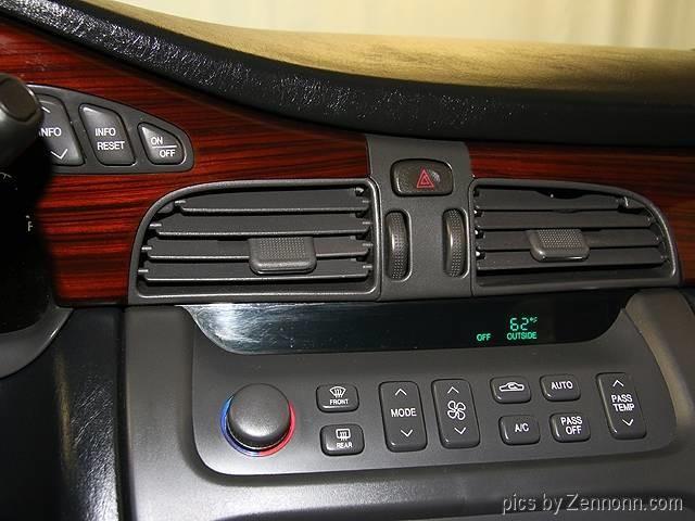 2000 Cadillac DeVille (CC-957013) for sale in Addison, Illinois