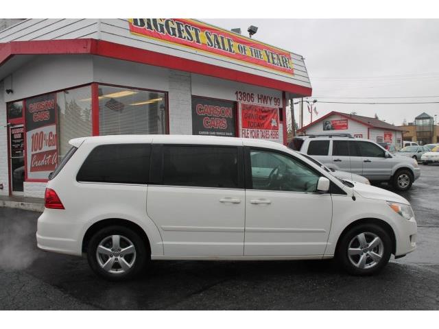 2010 Volkswagen Routan (CC-958216) for sale in Lynnwood, Washington