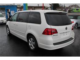 2010 Volkswagen Routan (CC-958216) for sale in Lynnwood, Washington