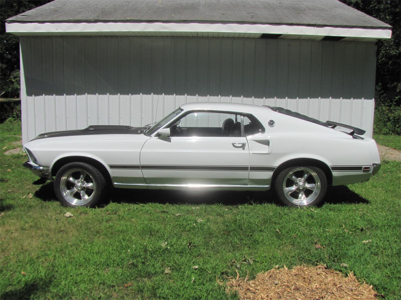 1969 mustang mach 1 white