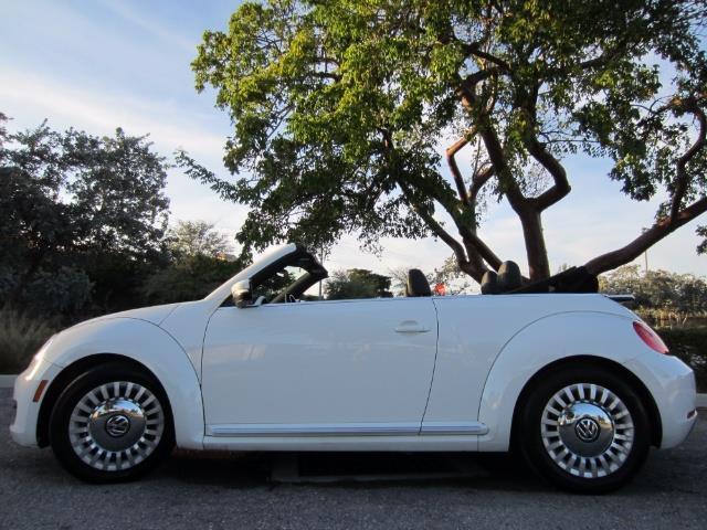 2015 Volkswagen Beetle-Classic1.8T PZEV (CC-959071) for sale in Delray Beach, Florida