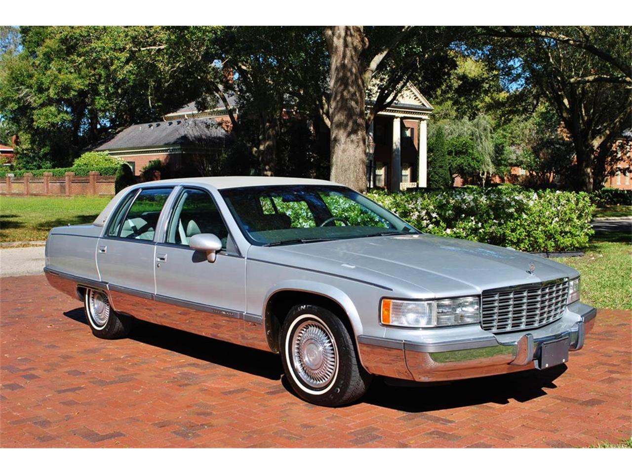 Cadillac fleetwood 1993