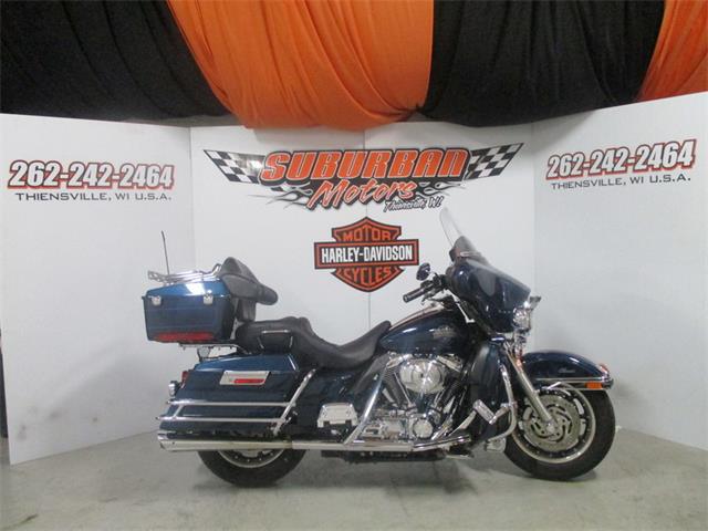 2004 Harley-Davidson® FLHTCUI - Electra Glide® Ultra Classic® (CC-959905) for sale in Thiensville, Wisconsin
