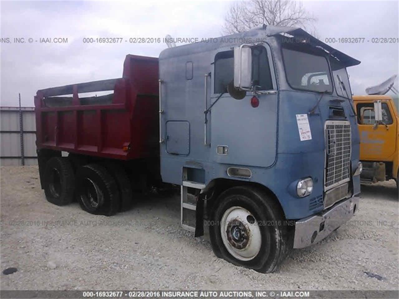 freightliner cabover 2016