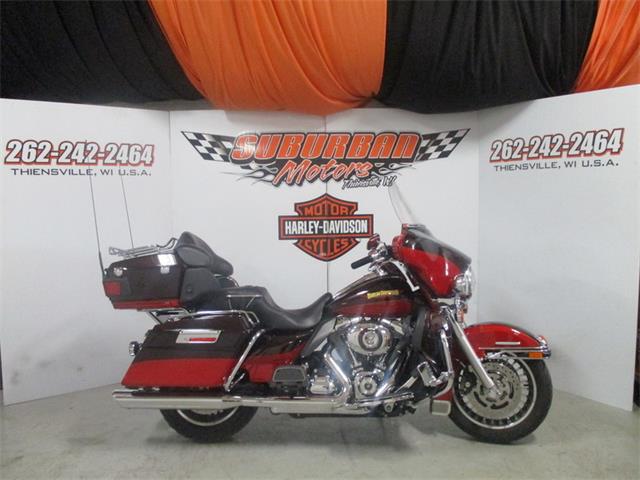 2010 Harley-Davidson® FLHTK - Electra Glide® Ultra Limited (CC-963487) for sale in Thiensville, Wisconsin