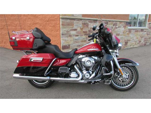 2011 Harley-Davidson FLHTK - Electra Glide Ultra Limited (CC-965808) for sale in Big Bend, Wisconsin