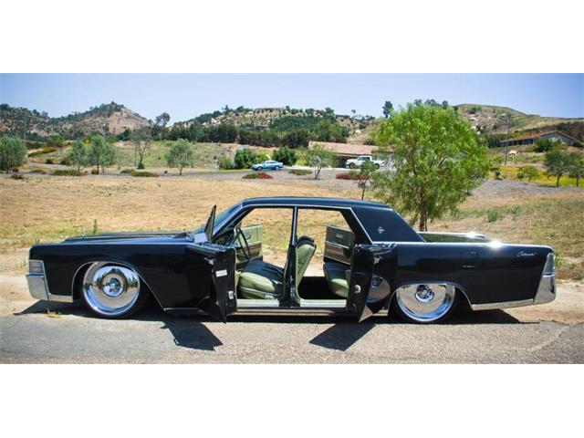 1965 Lincoln Continental (CC-966383) for sale in Ashland, Oregon