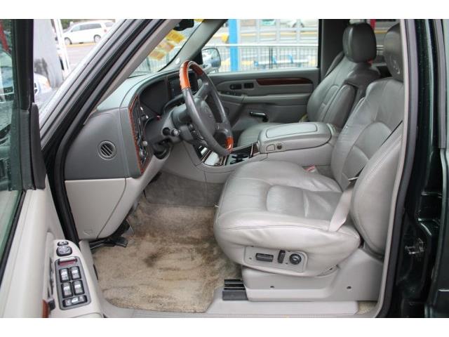 2002 Cadillac Escalade (CC-969861) for sale in Lynnwood, Washington