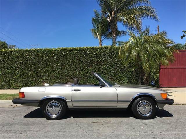 1987 Mercedes-Benz 560 (CC-971846) for sale in Los Angeles, California