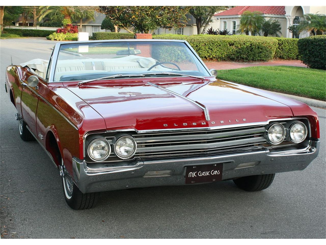 Oldsmobile 88 1965