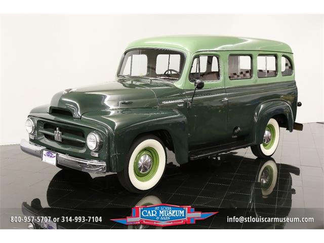 1953 International R-110 Travelall (CC-973151) for sale in St. Louis, Missouri