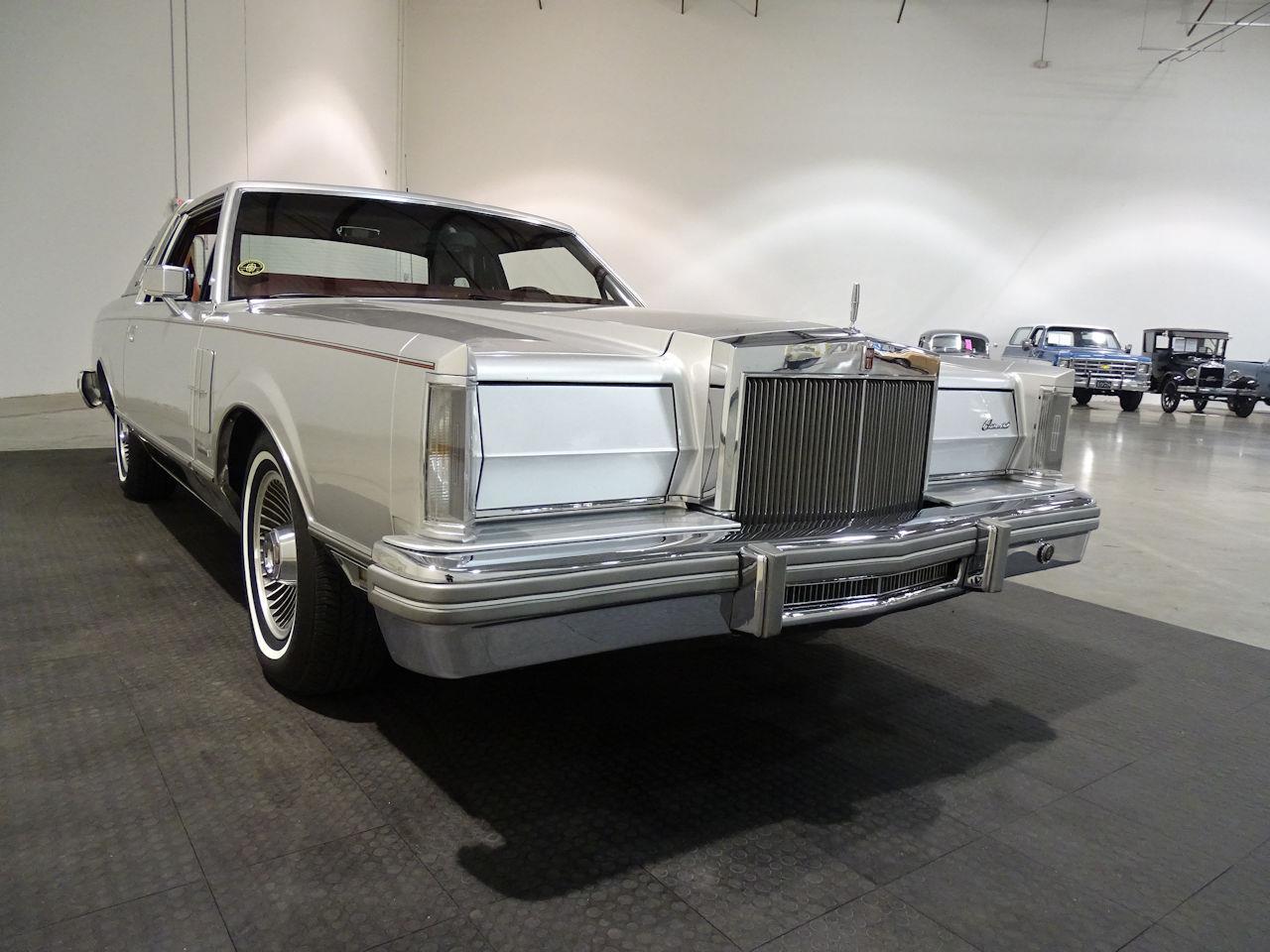 Lincoln continental 1981