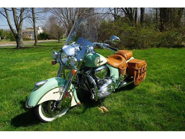 2015 Indian CHIEF VINTAGE SPECIAL COLORS (CC-975290) for sale in Monroe, New Jersey