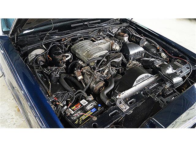 1989 Lincoln Four-Door Town Car Signature Edition (CC-975675) for sale in Auburn, Indiana