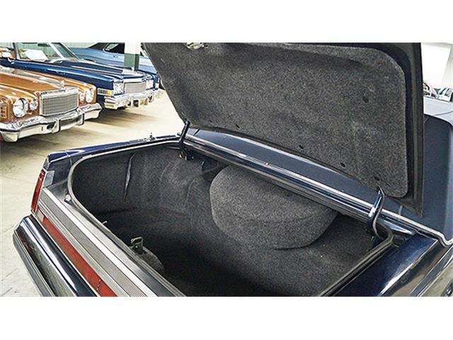 1989 Lincoln Four-Door Town Car Signature Edition (CC-975675) for sale in Auburn, Indiana