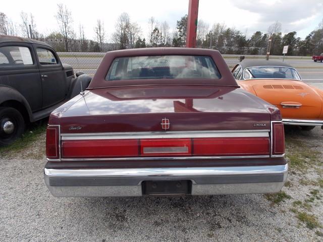 1985 Lincoln Town Car (CC-975758) for sale in Gray Court, South Carolina