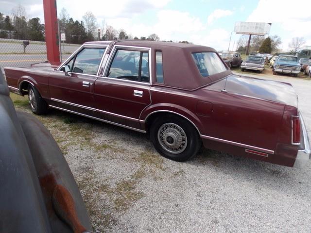 1985 Lincoln Town Car (CC-975758) for sale in Gray Court, South Carolina