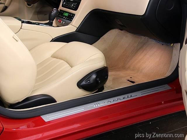2010 Maserati GranTurismo Convertible (CC-976903) for sale in Addison, Illinois