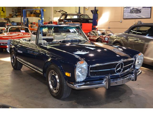 1970 Mercedes-Benz 280SL (CC-976992) for sale in Huntington Station, New York