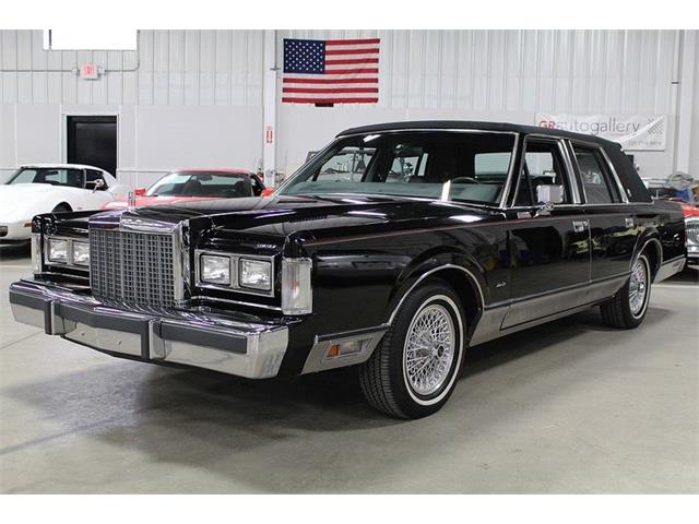 1985 Lincoln Town Car (CC-977242) for sale in Kentwood, Michigan