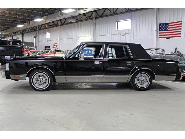1985 Lincoln Town Car (CC-977242) for sale in Kentwood, Michigan