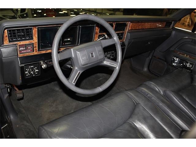 1985 Lincoln Town Car (CC-977242) for sale in Kentwood, Michigan